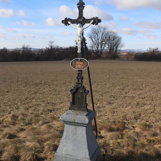 Kříž u silnice 401 u Jaroměřic nad Rokytnou