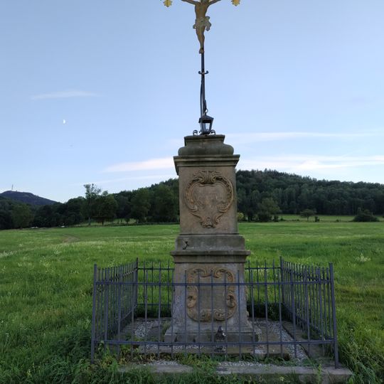 Kříž u cyklostezky jižně od Horního Podluží
