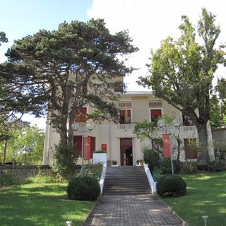 Villa Weitz