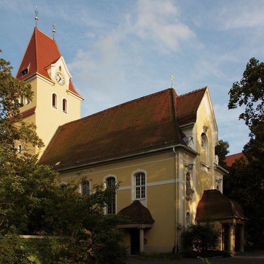 Kirche Huttenstraße 11
