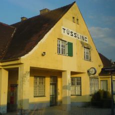 Tüßling station
