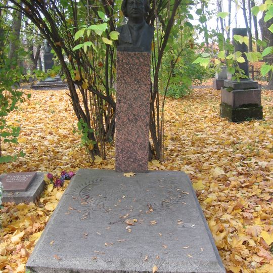 Могила И.И. Бродского , художника