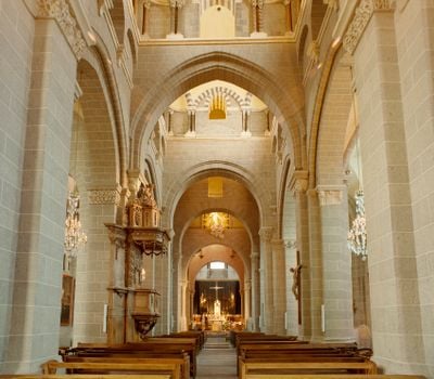 Interior 3