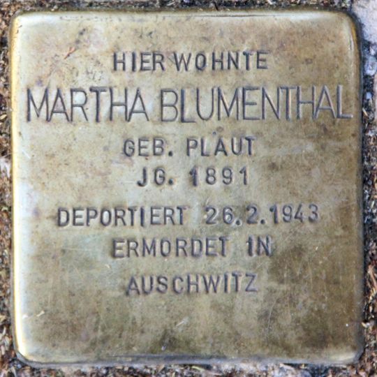 Stolperstein en memoria de Martha Blumenthal