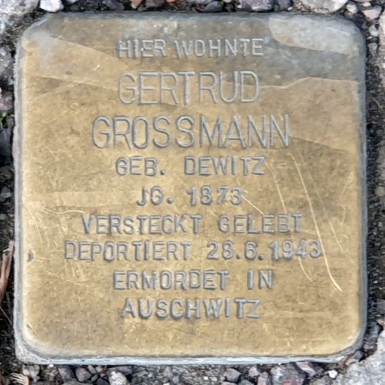 Stolperstein en memoria de Gertrud Grossmann