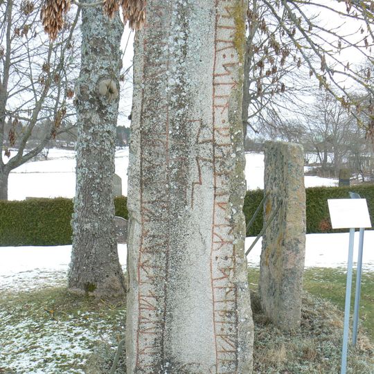 Östergötlands runinskrifter 172