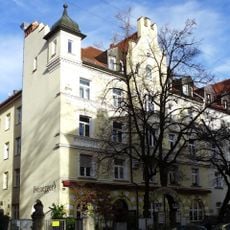 Mietshaus und Gaststätte