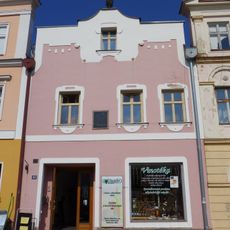 Mírové náměstí 123