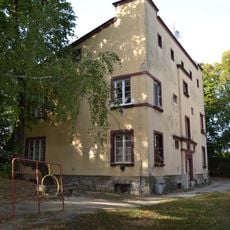 Kolónia Krajinské domky, dom bytový