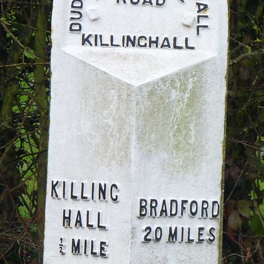Milepost At Se 2833 5818