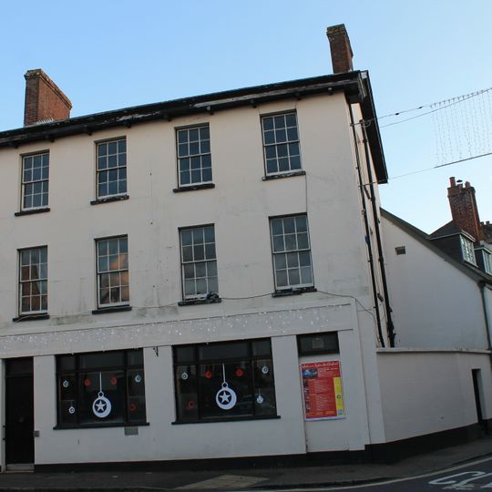 20 and 21, Fore Street