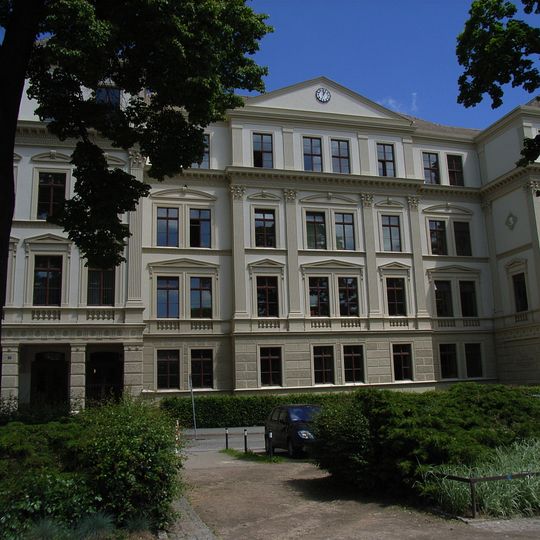 Joliot-Curie-Gymnasium