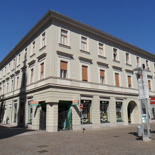 Ehem. Montanuniversität und integr. Stadtmauer