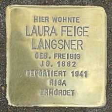 Stolperstein en memoria de Laura Feige Langsner