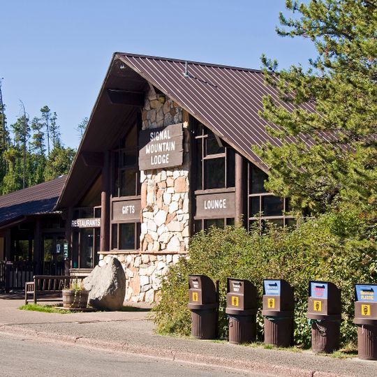 Signal Mountain Lodge