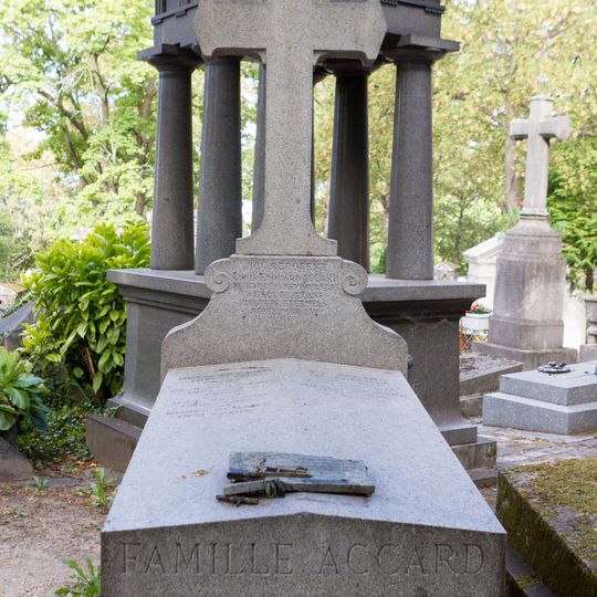 Grave of Accard