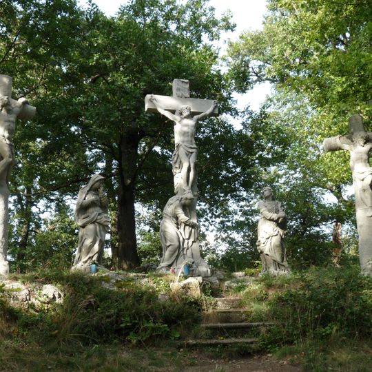 Hrad Červený Kameň, kalvária