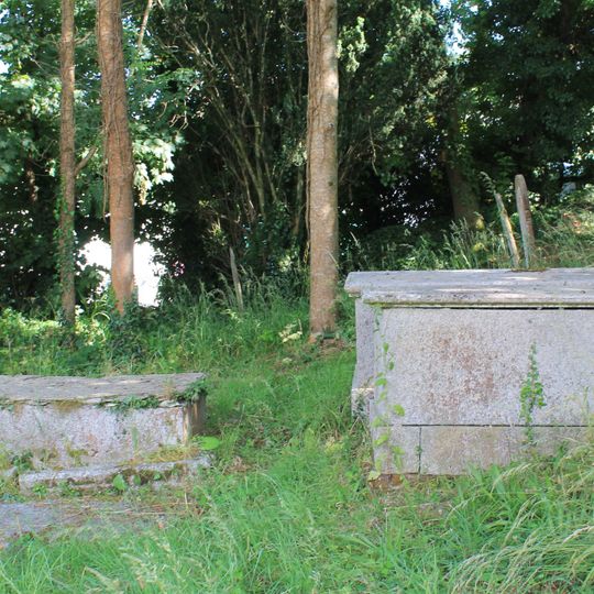 3 Chest Tombs At Approx 25M South Of Porch Of Church Of Saint Mylor