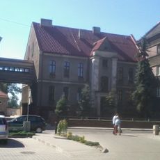 Budynek szkolny (zachodni) z łącznikiem