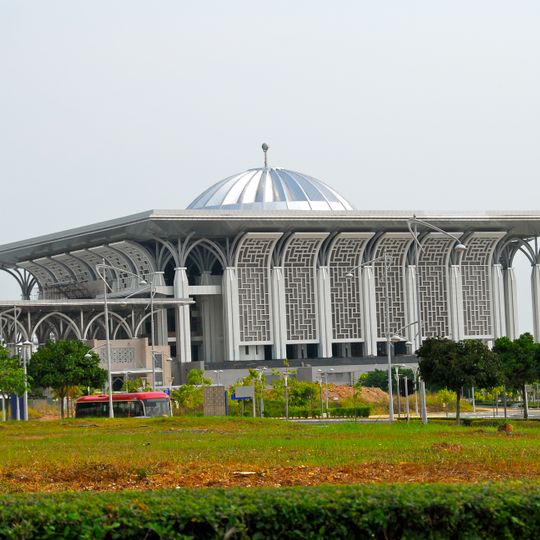 Tuanku Mizan Zainal Abidin Mosque