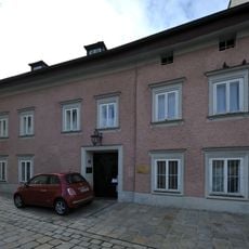 Florianiplatz 7, Hallein