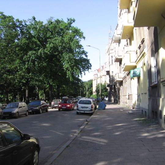 Skwer Ludzi ze znakiem "P"