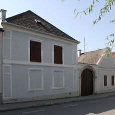 Wohnhaus, ehemaliges Bauernhaus