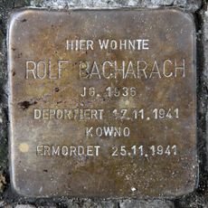 Stolperstein en memoria de Rolf Bacharach