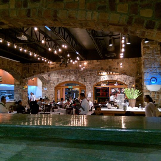 Romano's Macaroni Grill