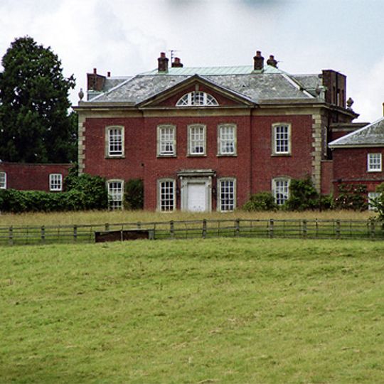 Britwell House and attached Walls and Coach House