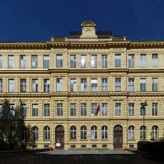 Základní škola Nová