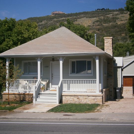 Peter Farthelos House