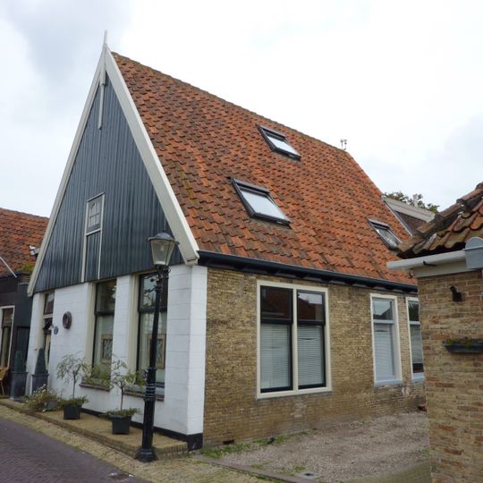 Kerkstraat 9, Oosterend