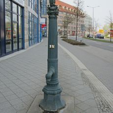 Ludwig-Erhard-Straße Village pump