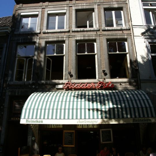 Onze Lieve Vrouweplein 24, Maastricht