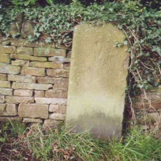 Milestone, Ringinglow Road, opp entrance to Castle Dyke