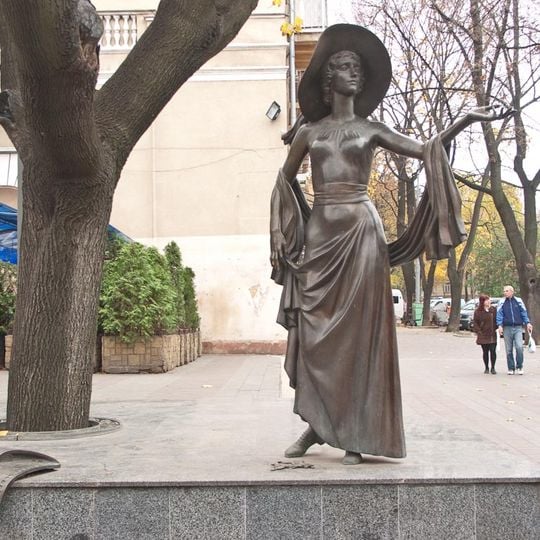 Vera Kholodnaya Monument