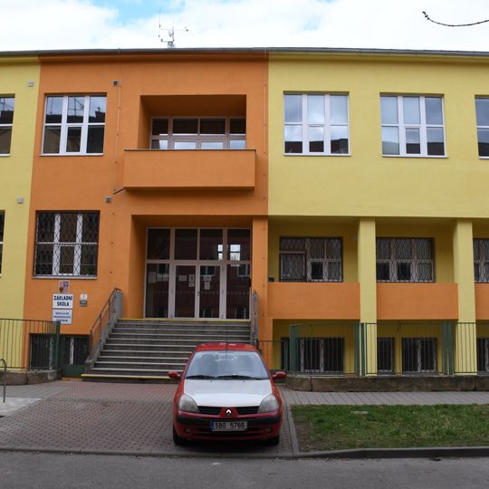Elementary school Brno, Sekaninova