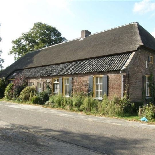 Langgevelboerderij met dwarsdeel