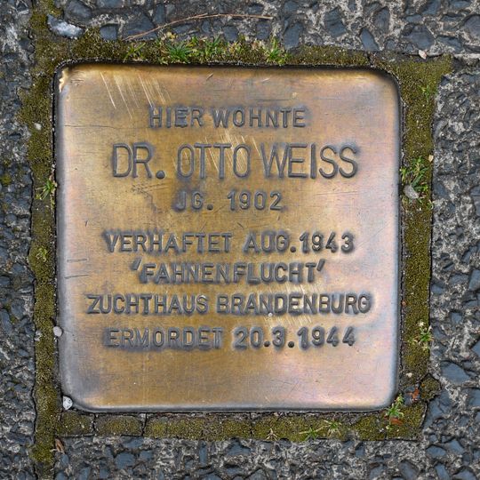 Stolperstein en memoria de Otto Weiß
