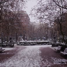 Plaza del Conde del Valle de Súchil, Madrid