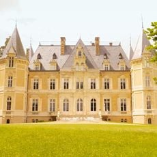 Azy castle