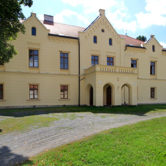 Osvračín Castle