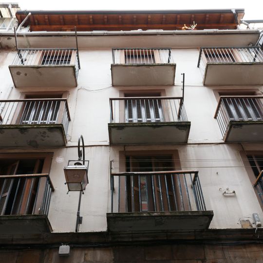 Iparraguirre 10 etxea, Urretxu