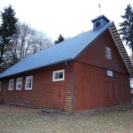 Paveisininkai church