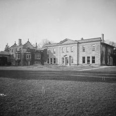 Harpton Court
