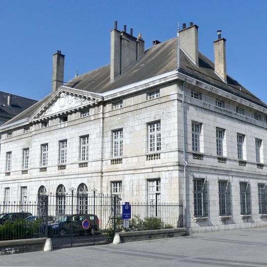 Hôtel de Clermont-Mont-Saint-Jean
