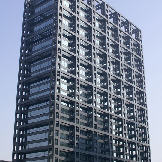 大阪東京海上日動ビルディング