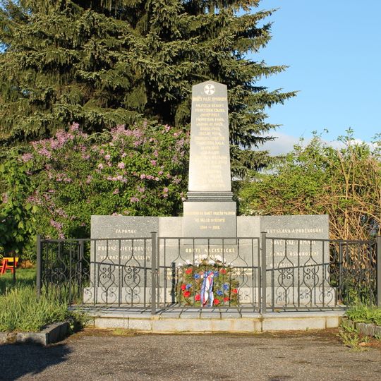 Pomník padlým ve Věšíně