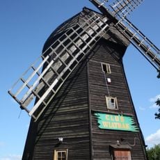 Dutch mill in Pszczółki